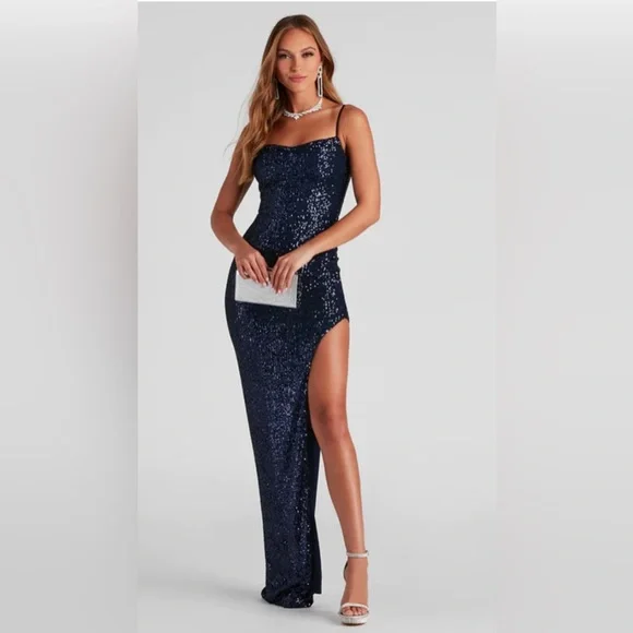 Navy blue prom dress windsor online